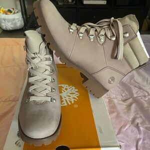 NEW Timberland Women’s Ellendale Mid Hiker Taupe Nubuck Boot size 8